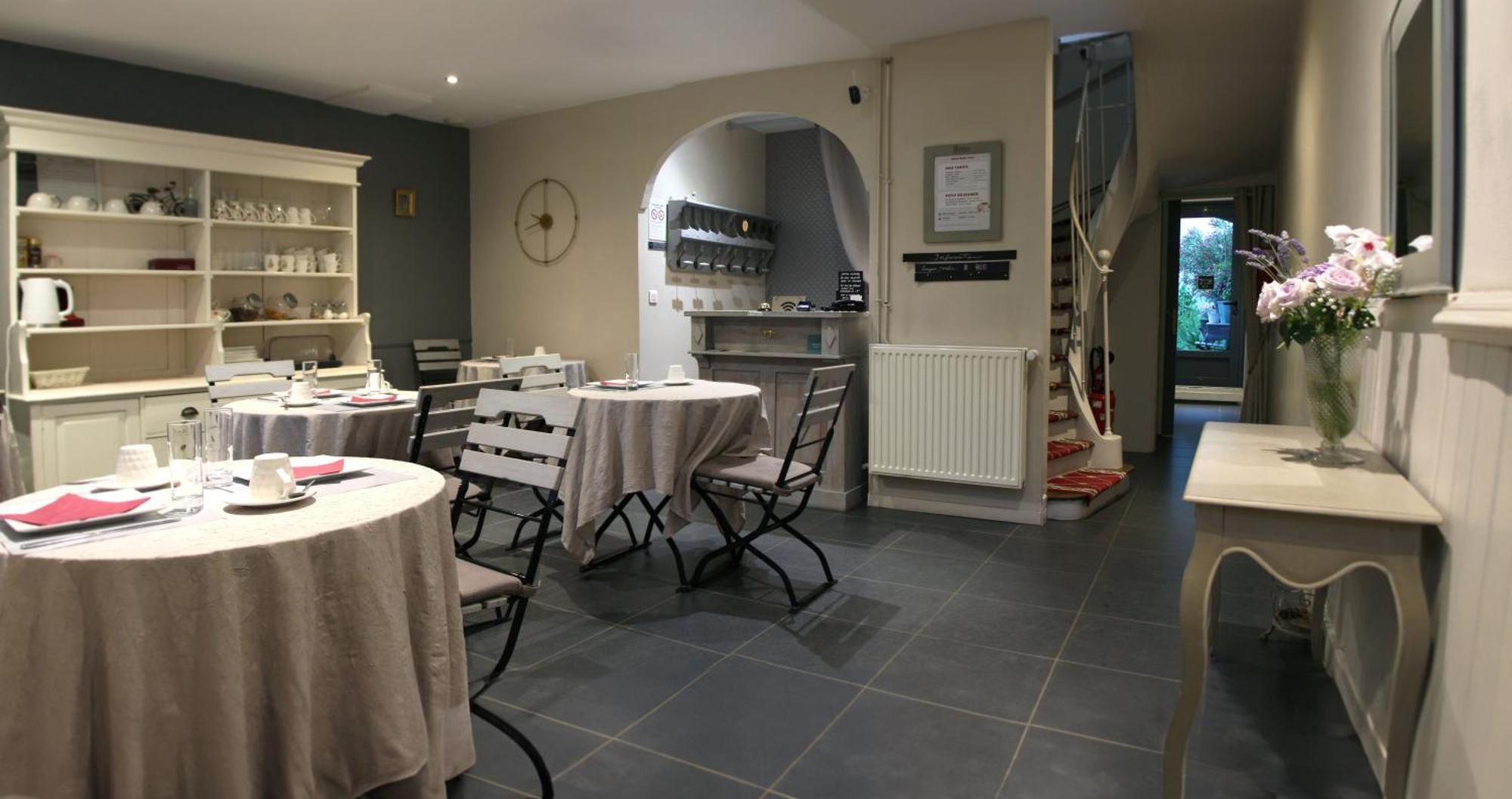 Hotel Saint Yves Nantes Kültér fotó