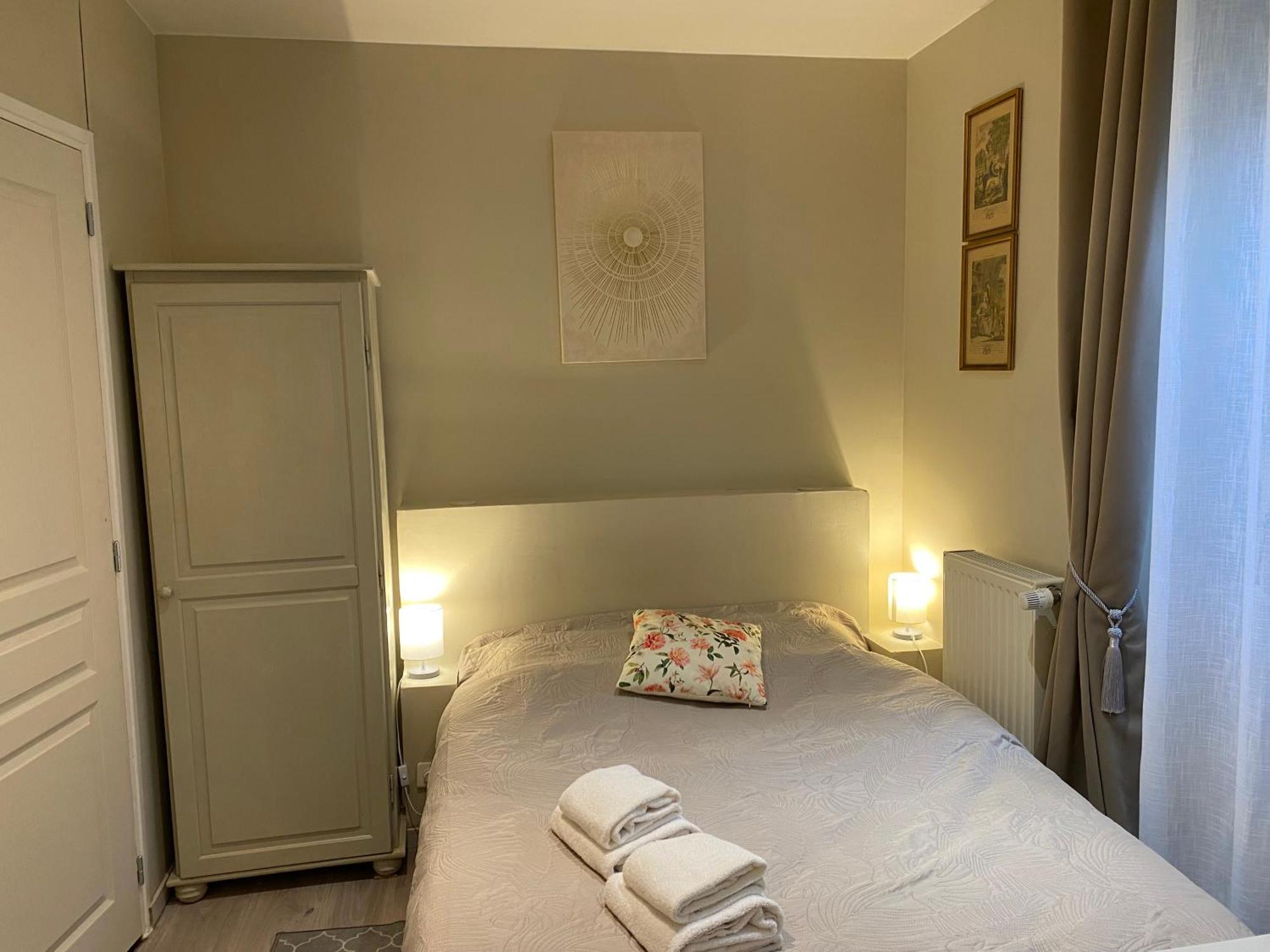 Hotel Saint Yves Nantes Kültér fotó