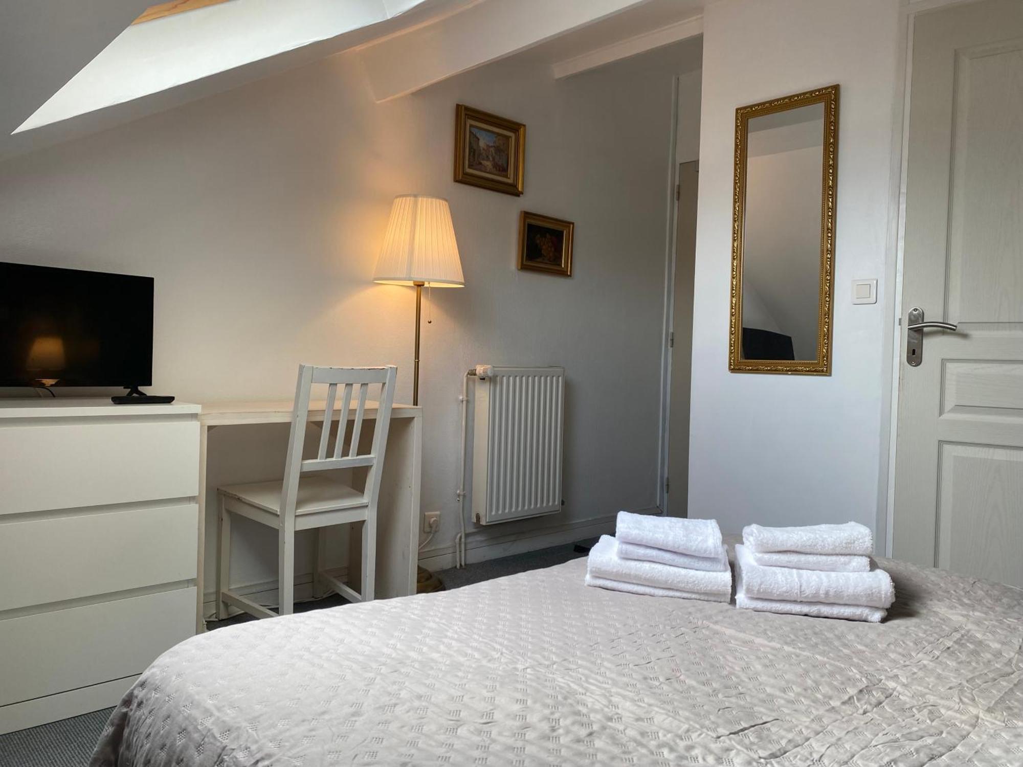 Hotel Saint Yves Nantes Kültér fotó