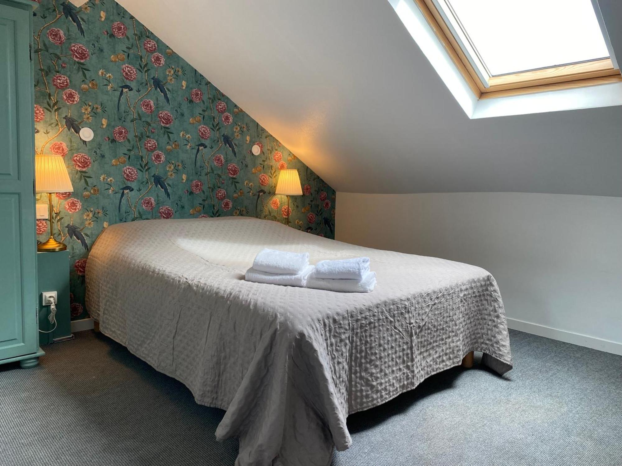 Hotel Saint Yves Nantes Kültér fotó